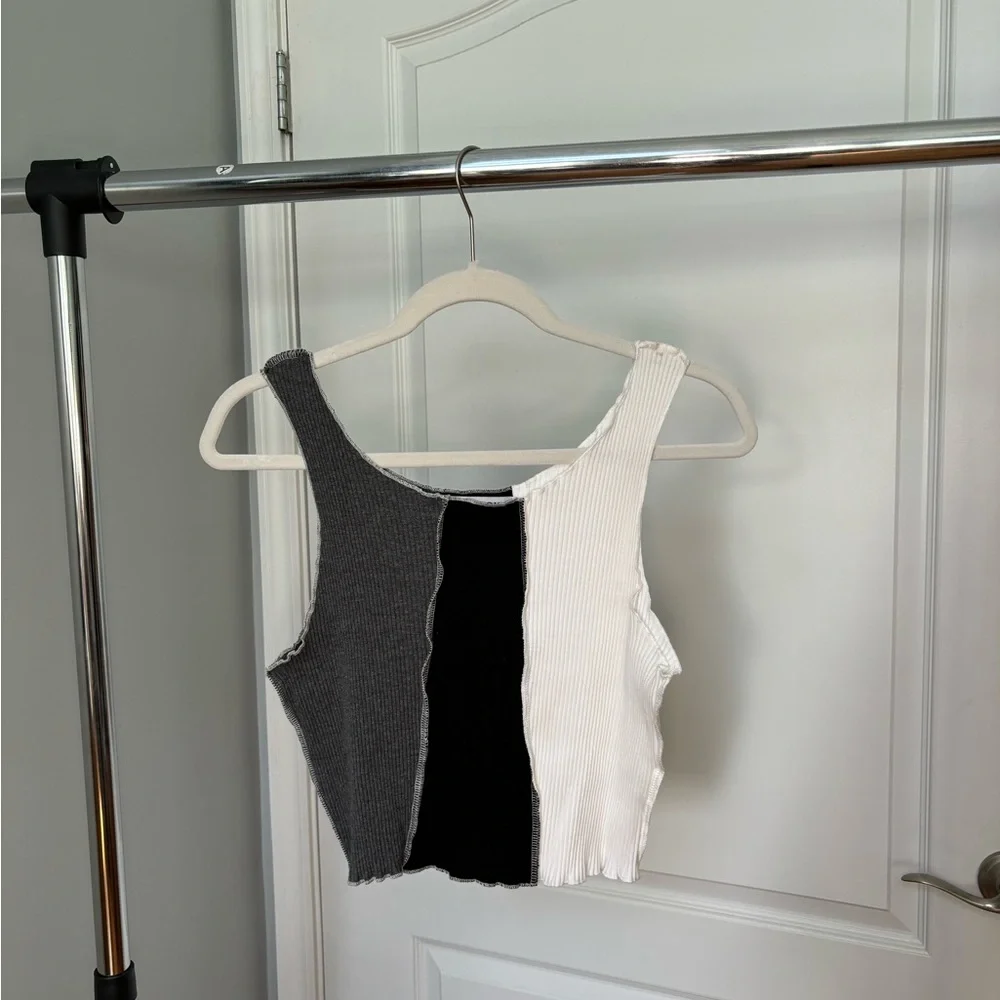 NWOT color block tank top - Picture 1 of 3
